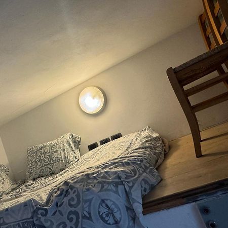 Free 30 Minutes Preemptive Cognitive Disconnect Therapy Price Location Real Duomo Palace Mini Suite Milan Bagian luar foto